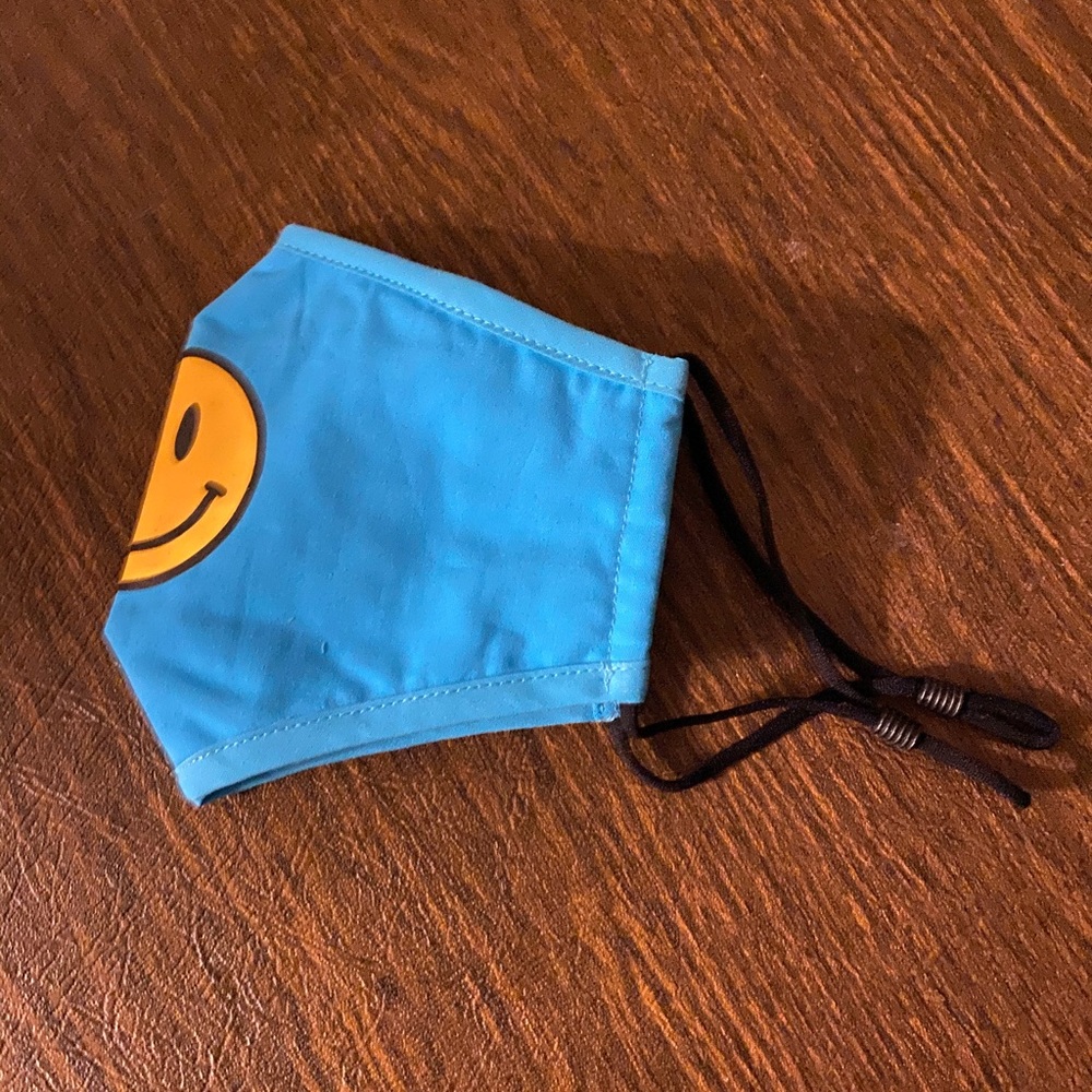 🆑 Blue Smile Face Mask Built In Filter & Nose Bar - Picture 7 of 11